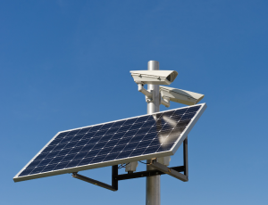 telecamera con fotovoltaico